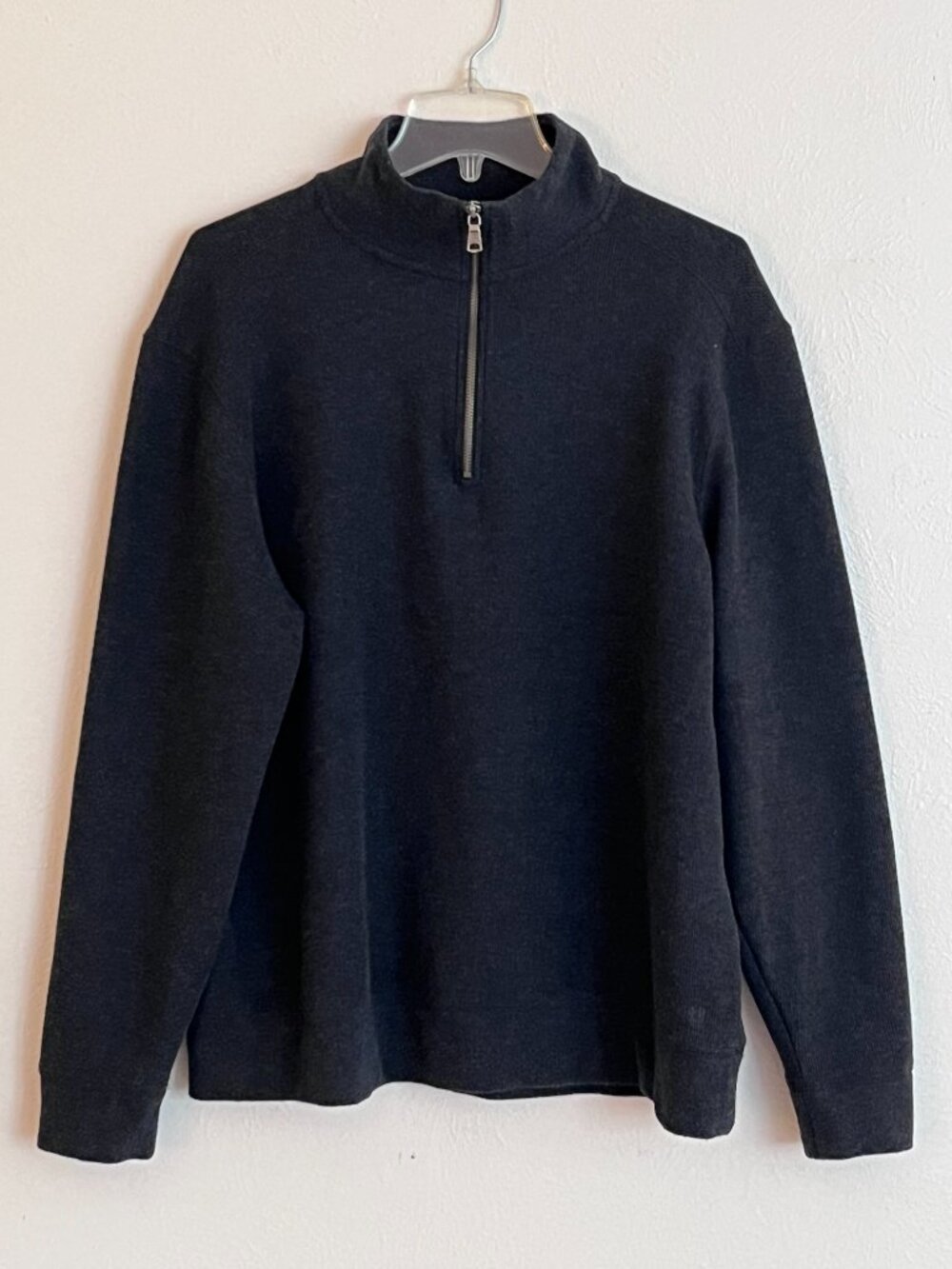 Banana Republic Men's Dark Gray Long Sleeve Quarter Zip Sweater Size L Outdoors